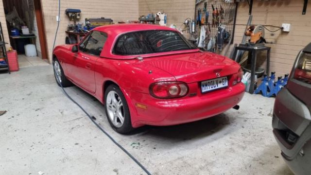 2002 - Mazda MX5 NB (Mitchell Saunders)